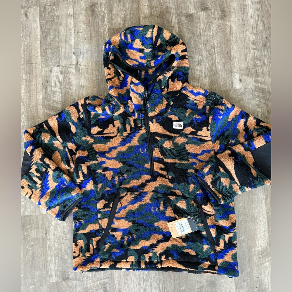 NWT Men’s The North Face Print Campshire Fleece Hoodie